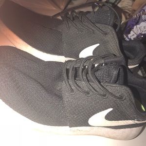 Nike roshe women’s
